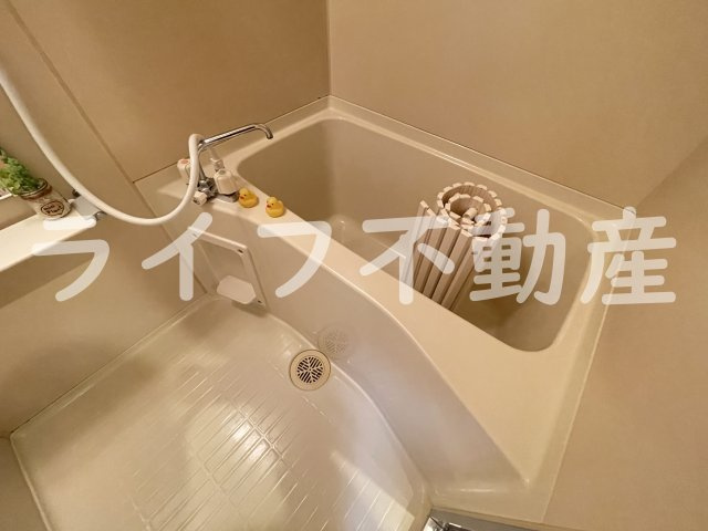 アドバンス俊徳の浴室|お風呂です