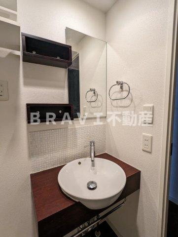 グランプラス谷町 BRAVI不動産の独立洗面台