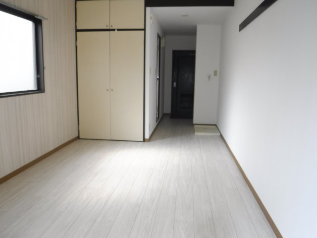 ロム・ラ・ファムの洋室|他のお部屋の参考写真です。