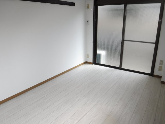 ロム・ラ・ファムの洋室|他のお部屋の参考写真です。