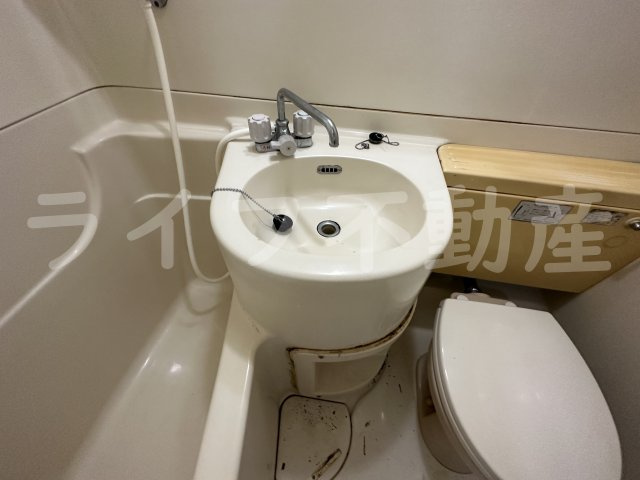 ロータリープロピオの洗面所