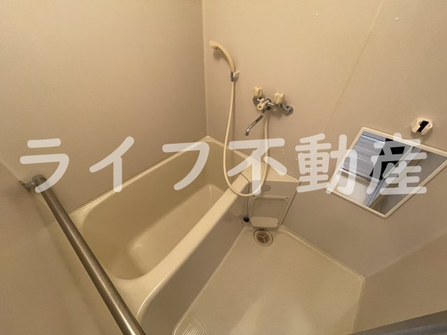グランデージ新深江の浴室|落ち着いた空間のお風呂です