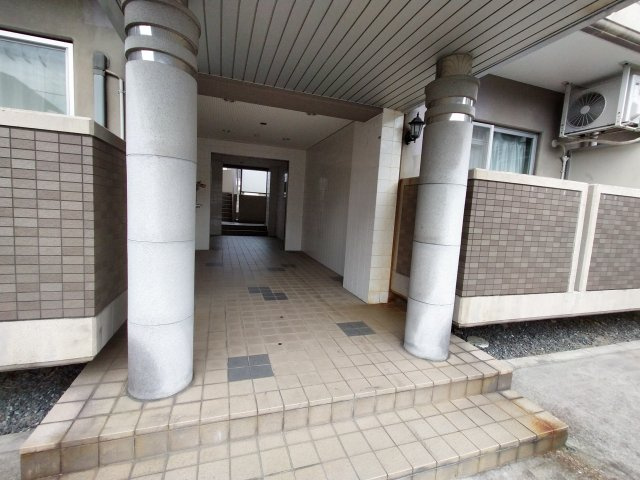 【エントランス】 | シャトレヴェールⅡ