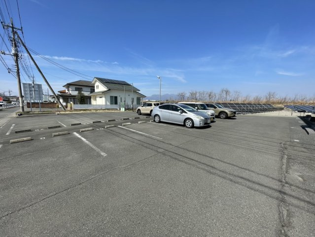 【駐車場】 | アンフルール