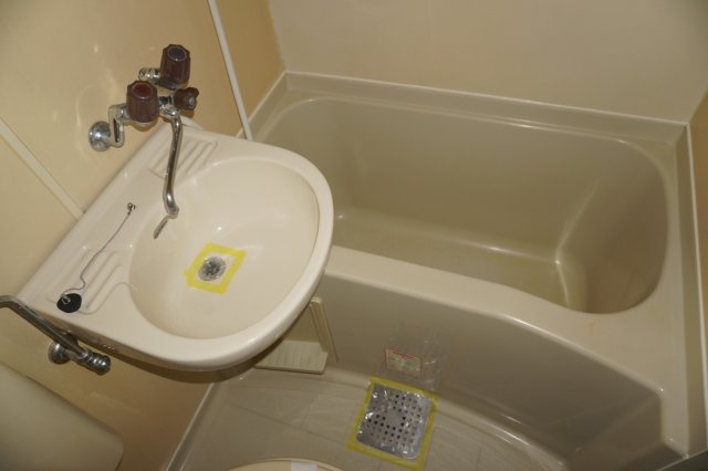 仲介手数料0！！メゾンドエトワールの浴室