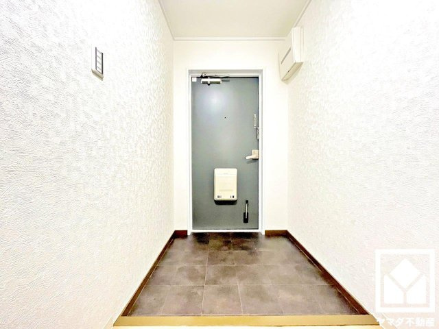 ユニ宇治マンション1号館の玄関