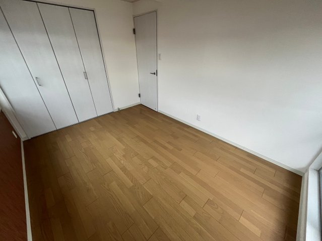 セントラルハイツ本山の洋室