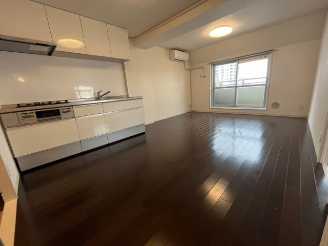 セントラルハイツ本山の居間・リビング