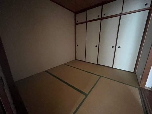 フォルム高羽の和室