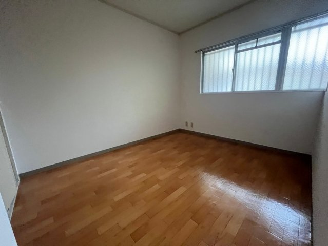 フォルム高羽の洋室