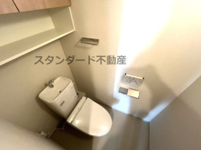 【トイレ】 | シエリアタワー大阪福島 | ※写真は同マンションの別タイプのものです。ご参考にどうぞ。