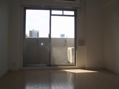 【洋室】 | エスライズ梅田北
