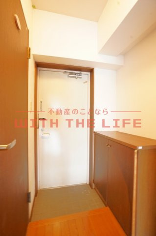 ペルソナ西町【キャッシュバック対象物件】の玄関|シンプルで使いやすい玄関です