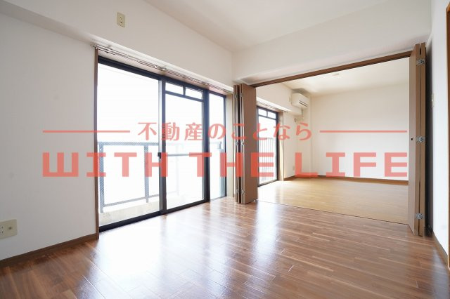 ペルソナ西町【キャッシュバック対象物件】の洋室|広々とした洋室です