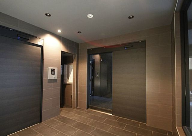 【ロビー】レア横濱ポートサイド 