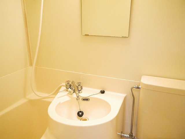 万葉Ⅱ（マンション万葉Ⅱ）の洗面所|コンパクトで使いやすい洗面所