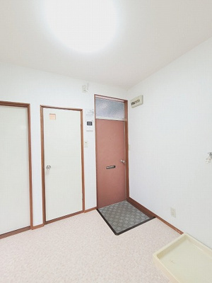 【玄関】 | コーポたくわⅡ