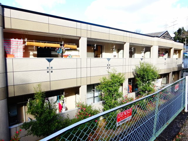 レインボーハイツ南の外観