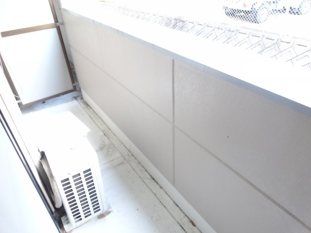 レインボーハイツ南のバルコニー