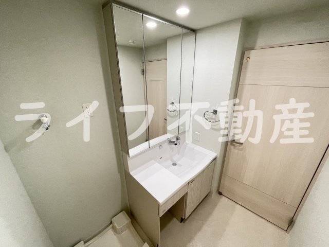 プレミアム菱屋西の独立洗面台