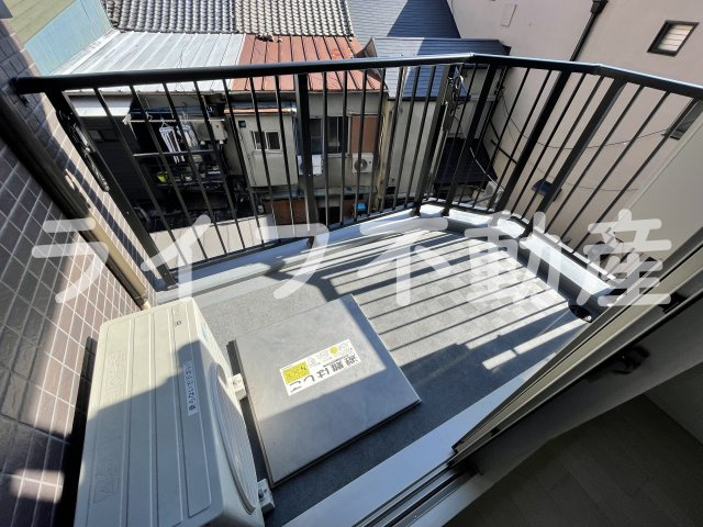 プレミアム菱屋西のバルコニー