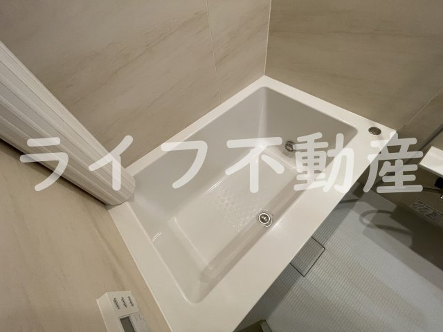 プレミアム菱屋西の浴室