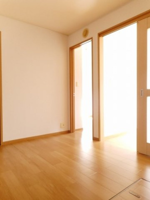 【その他】 | ノイ・ブローテＢ