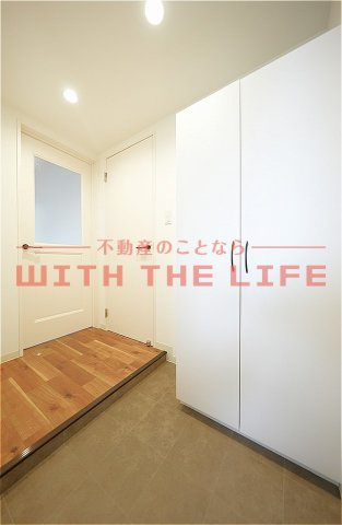 Delica（デリカ）久留米【キャッシュバック対象物件】の玄関|収納もある玄関です