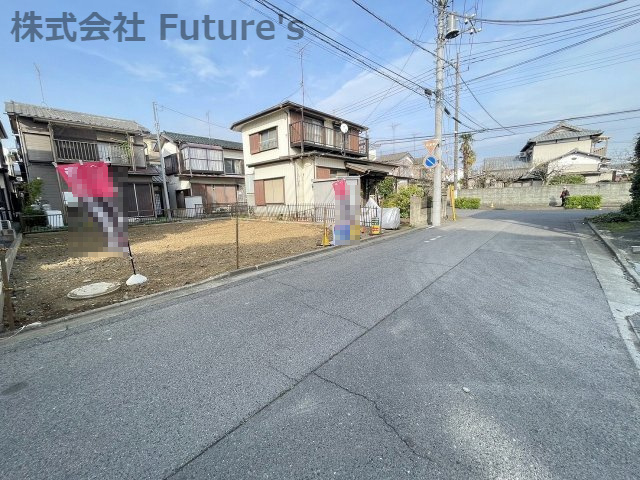 三郷市早稲田4丁目　建築条件無し　売地　更地渡しの前面道路含む現地写真|前面道路含む現地写真です。