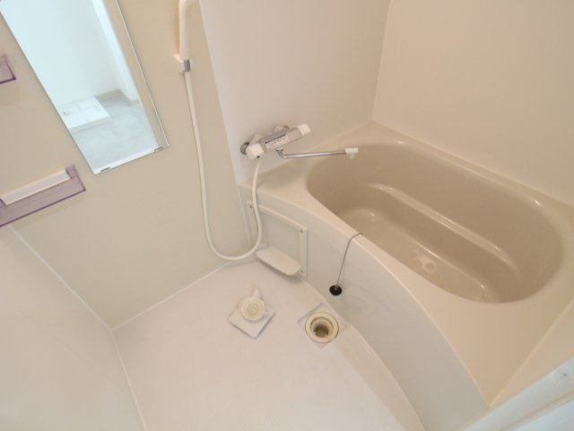 hugme residenceの浴室|お風呂で日々の疲れを落としましょう