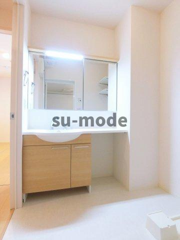 パインコートの洗面所