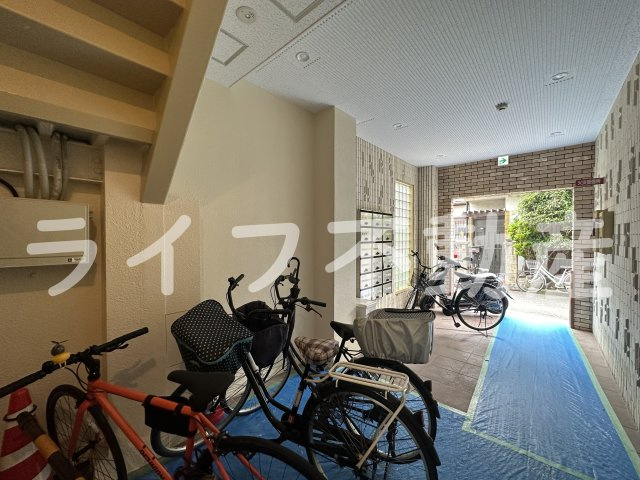 マンションHTのロビー|毎日通るロビーはこのようになっています