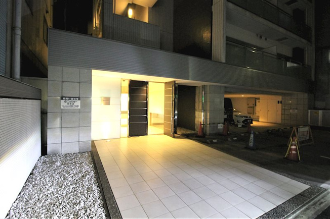 【エントランス】リエス伏見