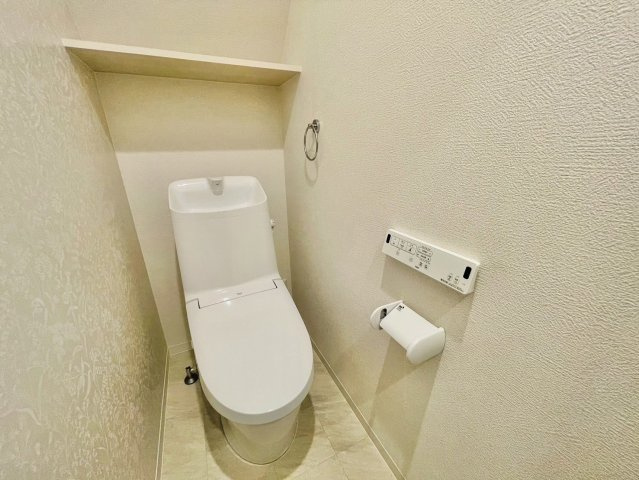 音羽草田町|温水洗浄機能付きのトイレは冬も温かくリラックスできる空間です♪