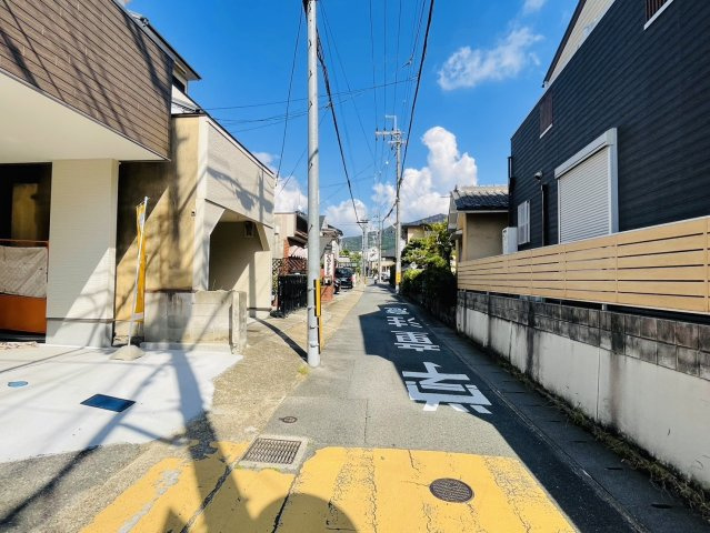 音羽草田町|大通りからは少し離れているので静かな住宅地です！
小学校なども徒歩１０分圏内でお子様も安心♪