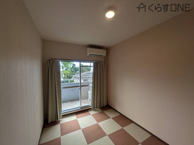 【洋室】 | ロワイヤル京見橋