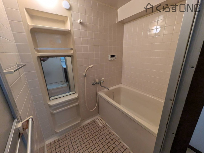 【浴室】 | ロワイヤル京見橋