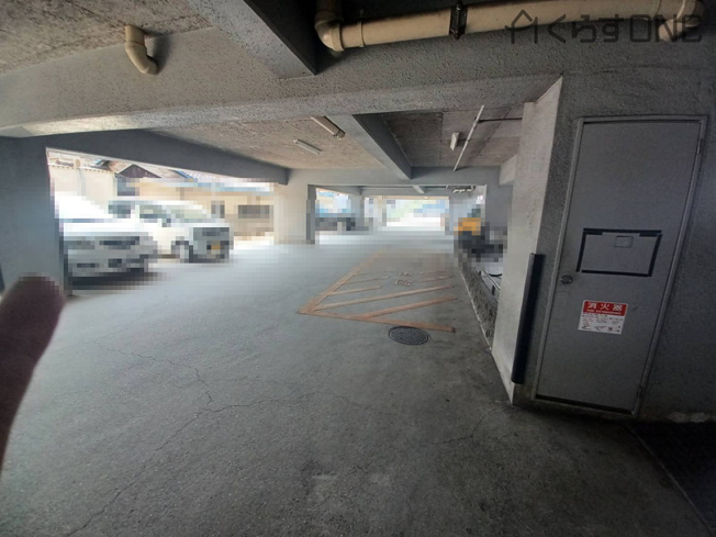 【駐車場】 | ロワイヤル京見橋