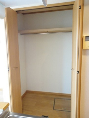 【収納】 | コール・ハピネス　Ⅰ | 小物を収納するのに便利です