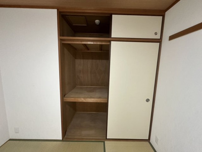 【収納】 | 岡崎ガーデンズ | 大容量の押入があり大きな荷物も収納できます♪