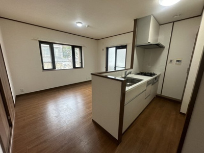 【キッチン】 | 岡崎ガーデンズ | お料理好きに嬉しい収納豊富なシステムキッチンです♪