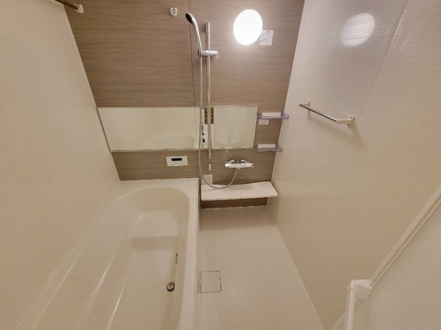 ウエスタンハイツ17の浴室