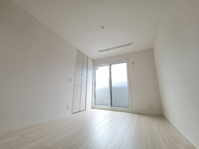 ウエスタンハイツ17の洋室