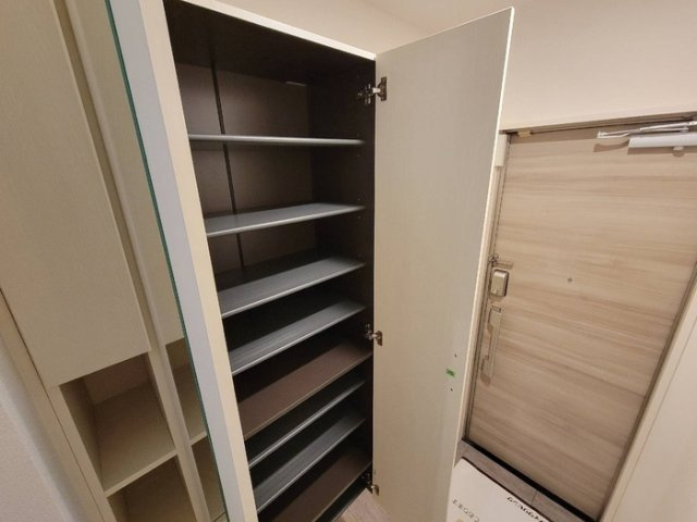 ウエスタンハイツ17の収納