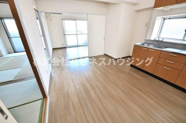 INSURANCE(インシュランス)BLDG.(ビルディング)ⅩⅥ(シックスティーン)流山のキッチン