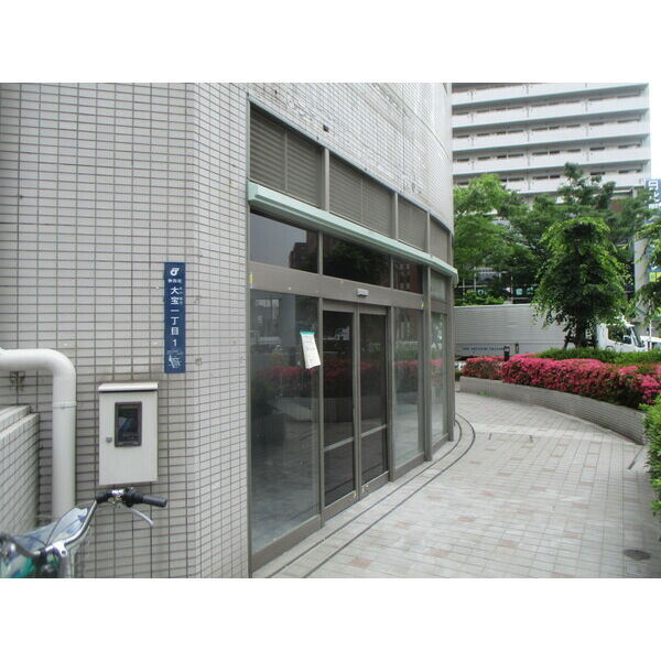 ヴェルクレート日比野A棟の外観