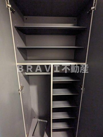 セイワパレス深江南 BRAVI不動産の玄関