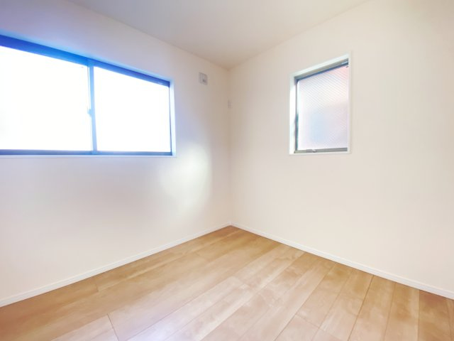 『八王子市中古戸建て』八王子市本町23-6【仲介手数料無料】の洋室|～仲介手数料無料☆八王子ひなた不動産～八王子市本町　中古戸建て