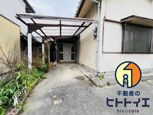 三潴町清松戸建の駐車場