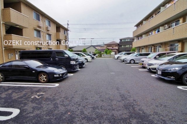 リバーパーク蒲生Cの駐車場